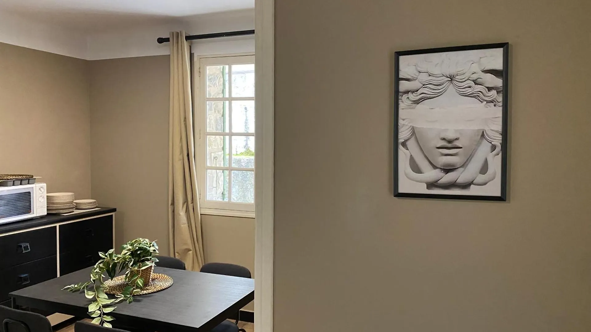 Appartement Avec Terrasse 3 Personnes Via Romana Vaison La Romaine France